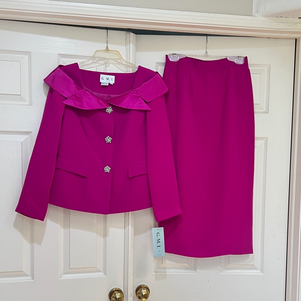 GMI Geometric Collar  Magenta Skirt  Top Suit  Set Size 10 Church Formal Wedding